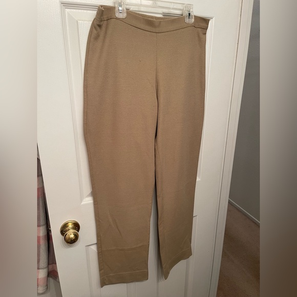 Ala pants - Picture 1 of 6